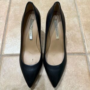Diane Von Furstenberg Black Heels - Size 6.5